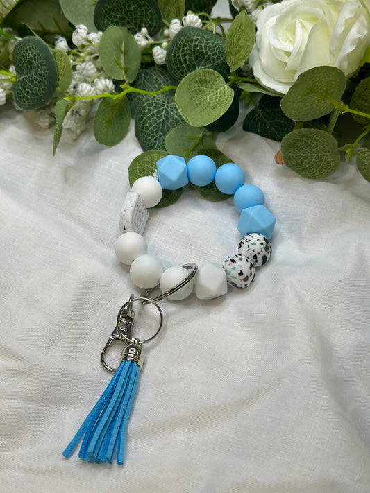 Blue and white speckled beaded keychain